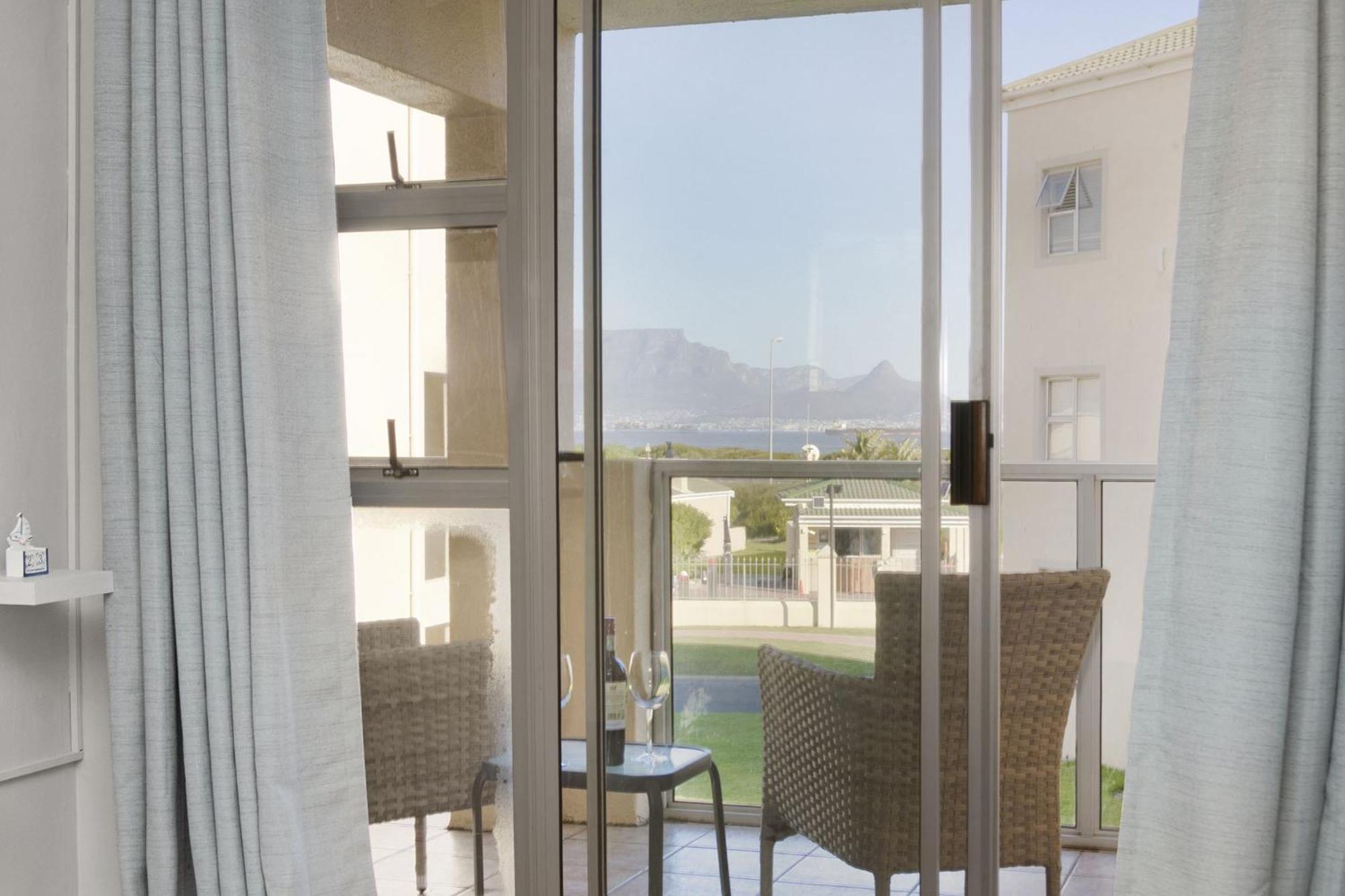 Big Bay Beach Club 122 By Hostagents Appartement Bloubergstrand Buitenkant foto